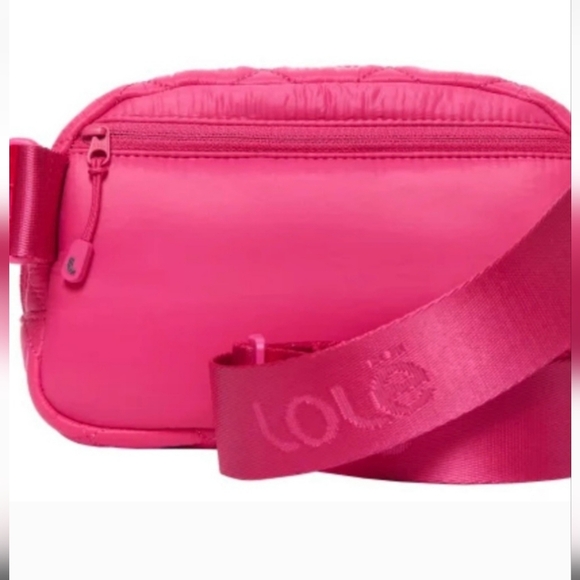 NWT lole (Lolë) Unisex Quilted Belt Bag Pink OS - Picture 3 of 5